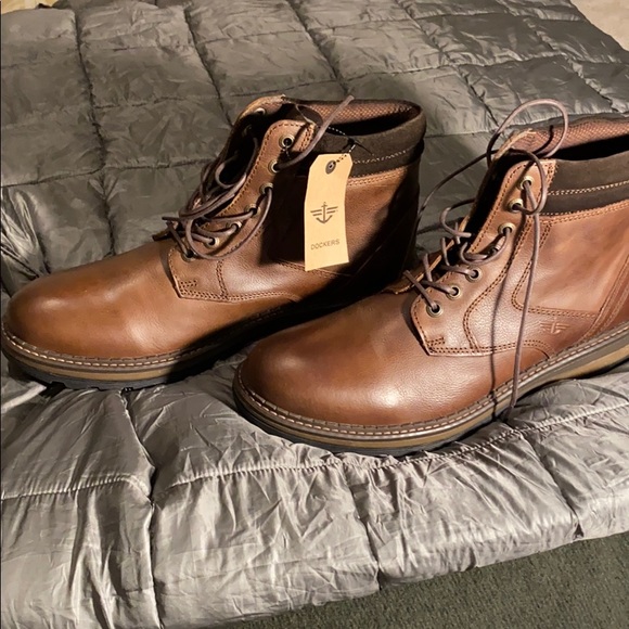 Dockers Gentlemen’s Boots - Picture 2 of 9